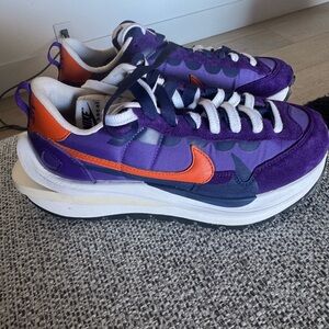 Men’s Nike Vaporwaffle Sacai Dark Iris Sneakers Size 7